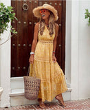 Women Dresses Feel the Sea Breeze on the Beach in Princess Dream Dress