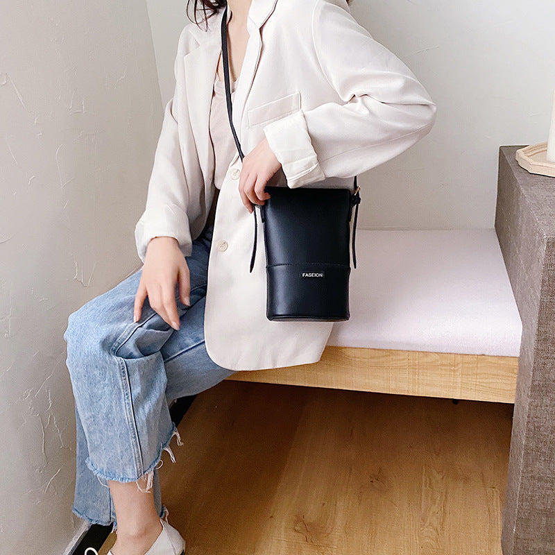 Single Cross Body Bucket Bag Simple Stylish Cool Crossbody Bag