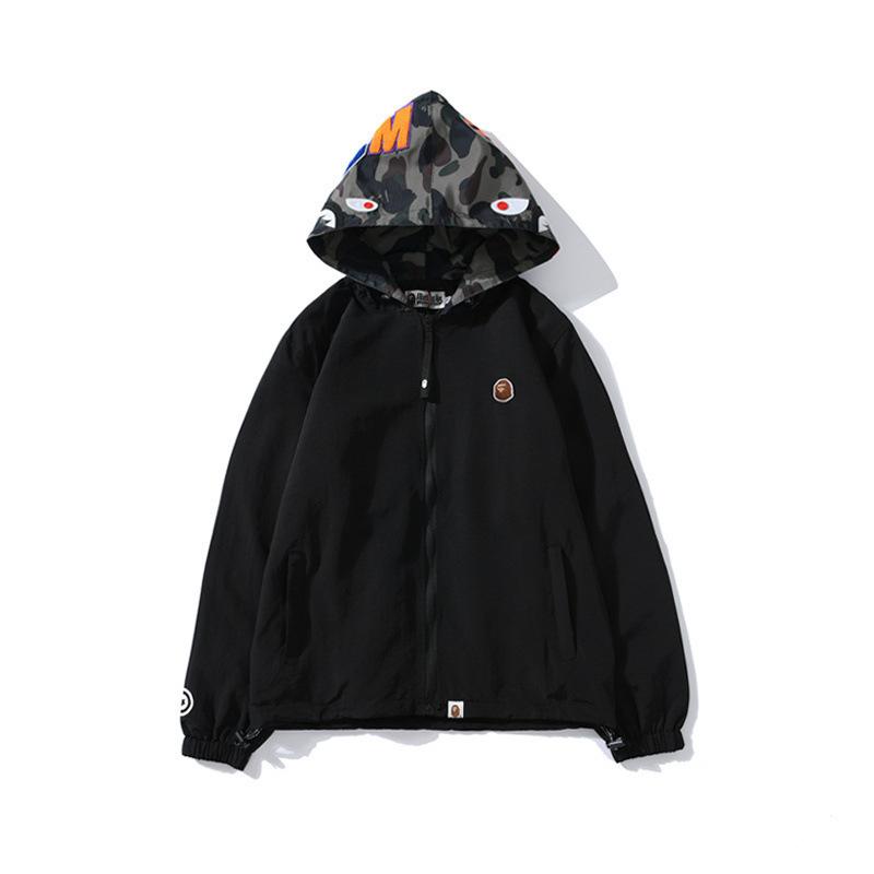A Ape Print Hoodie Autumn and Winter Men's and Women's Shark Head Camouflage Hat Windbreaker Sweater