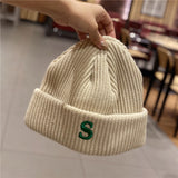 Toque Japanese Style Alphabet Embroidery Woolen Cap Women's Autumn and Winter Warm Knitted Hat Beanie Hat Men