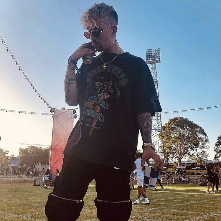 Present Letter Print T Shirt Vintage Distressed Beauty Python Print Loose Hip Hop round Neck Couple Short Sleeve T-shirt