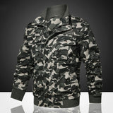 Men's Camouflage Workwear Flight Jacket Loose Large Size Casual Embroidered Badge Men's Coat Men Bomber Jacket